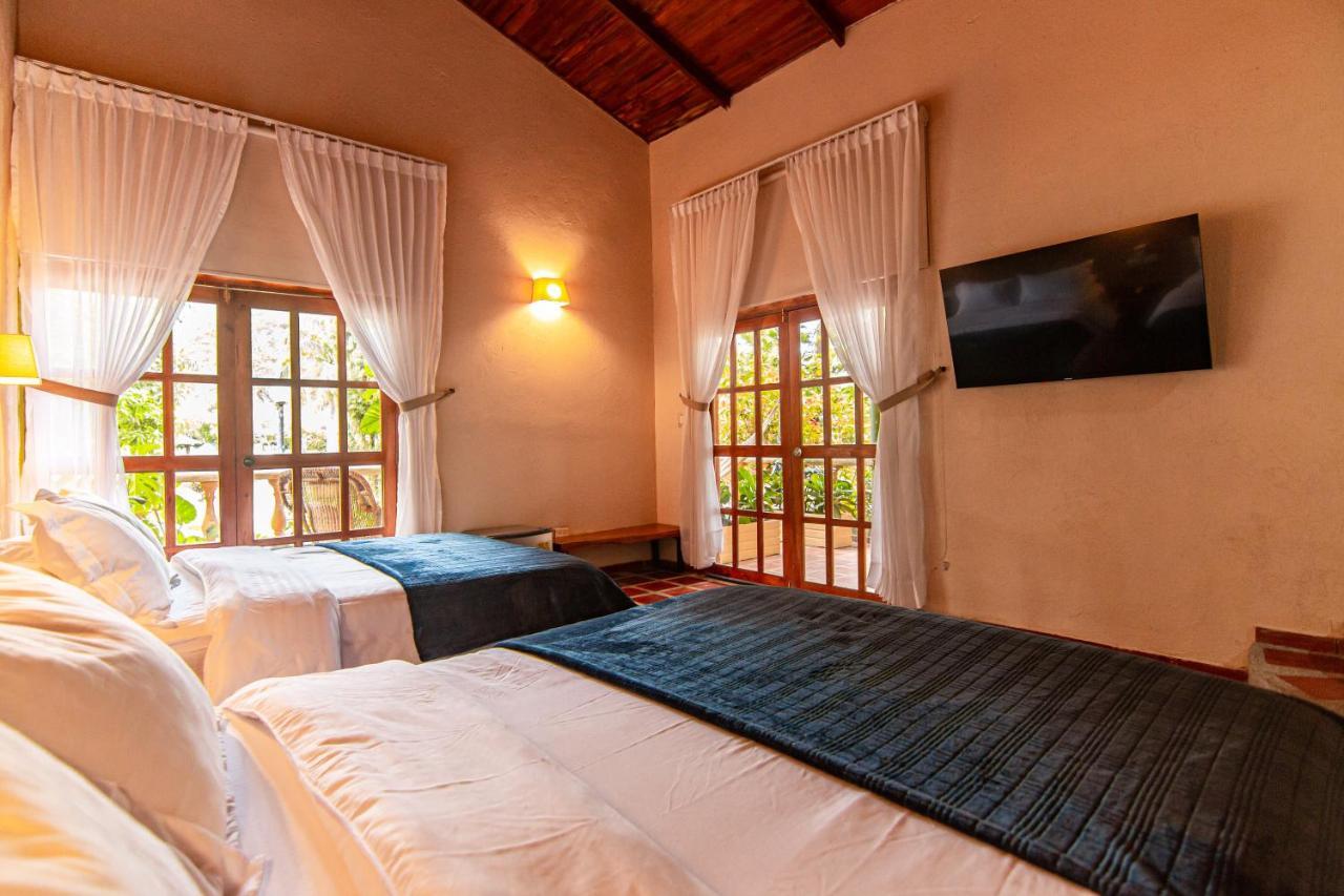 Portales Del Tayrona